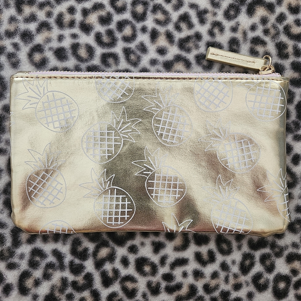 SkinnyDip Gold Pineapple Print Flat Zippered Small Makeup Pouch (8" x 4.5") EUC